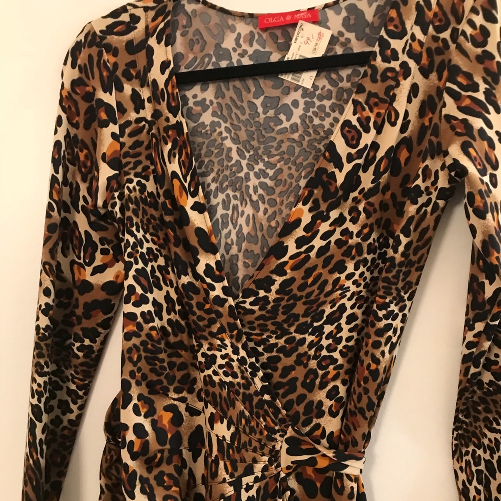 NWT Leopard print wrap dress. Olga & Maya